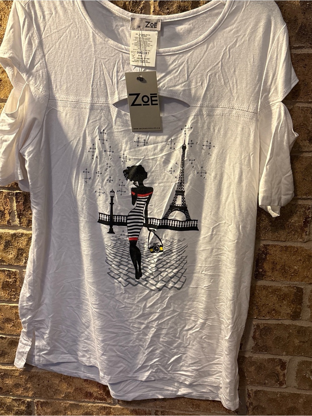 Zoe White Short Sleeve Graphic Tee with Paris Silhouette